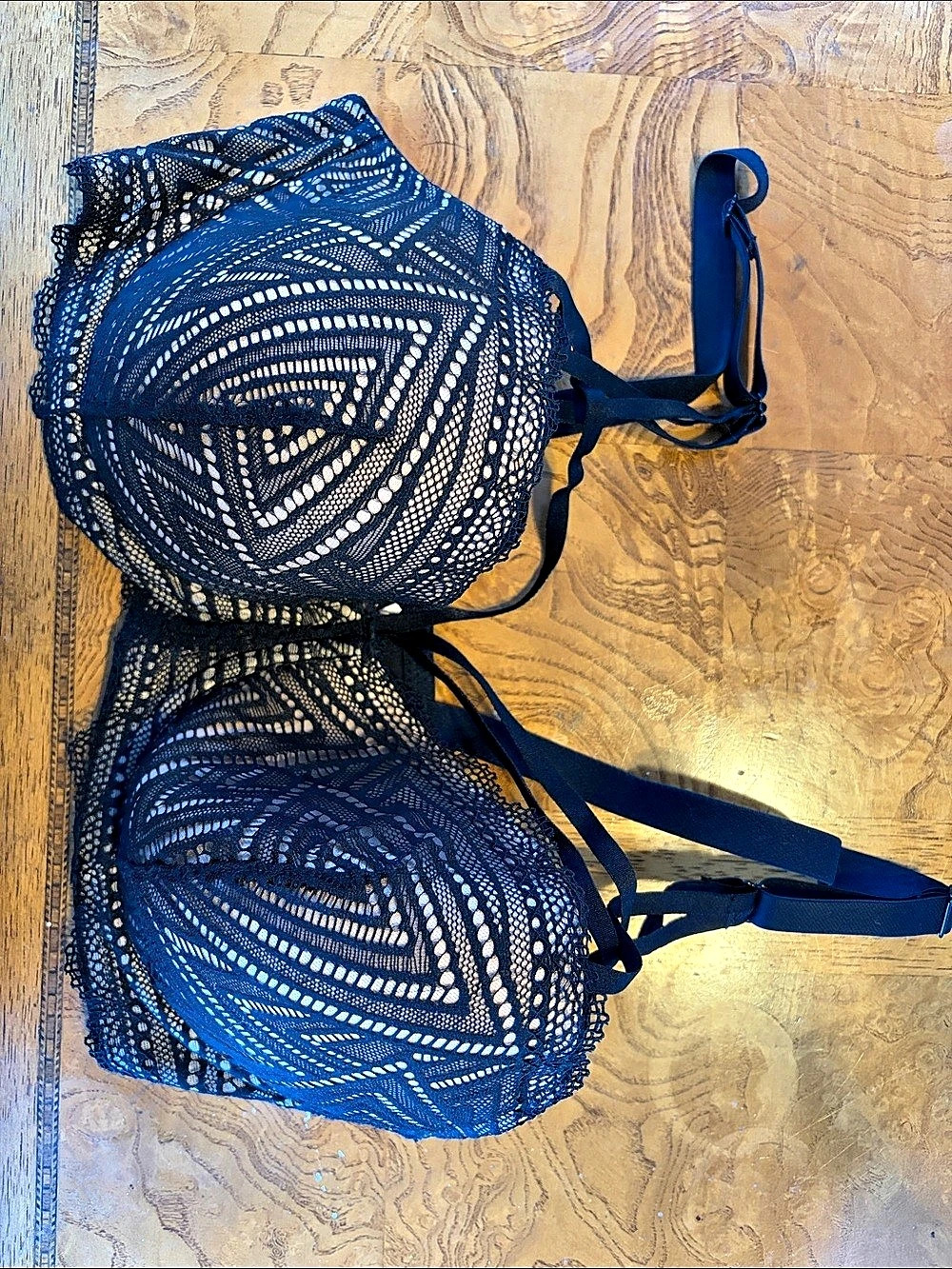 Adore Me Lace Geometric Bra in Blue & Black Size 34DD NWT